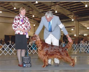Paddie taking Winners for her 1st major at the 2009 Yellowstone Show.
