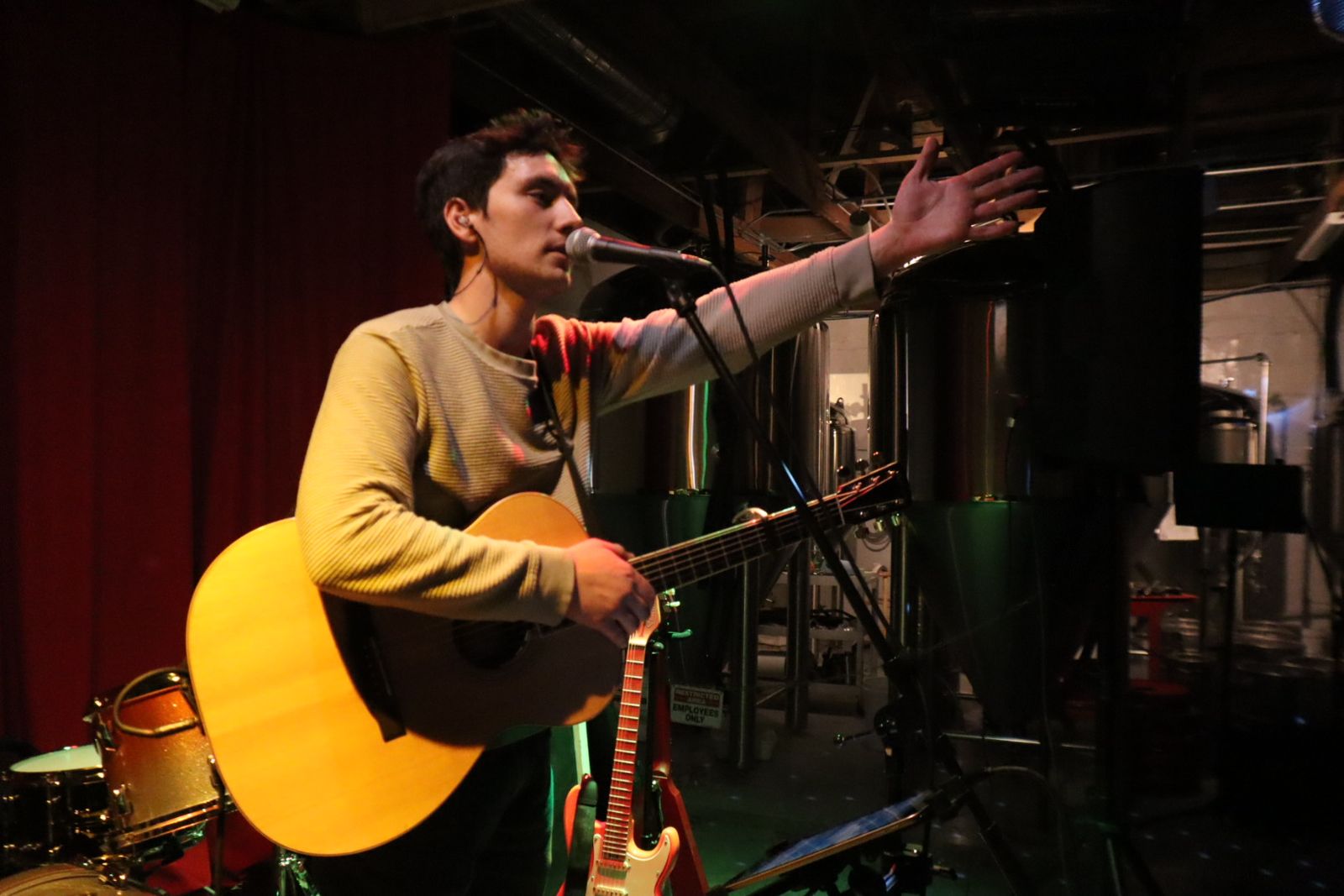 Taylor Paul - Photos