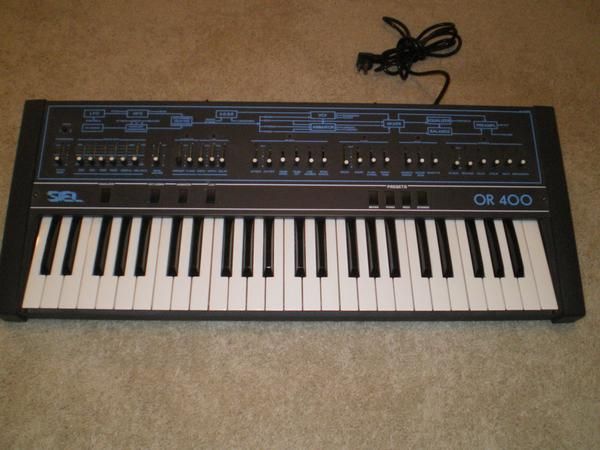 1980's Siel OR 400 keyboard