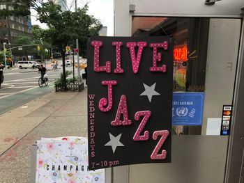 Flute Beekman & Flute Midtown do live jazz on Wednesdays!
