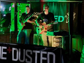 Dusted Duo rippin it up
