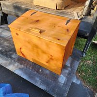 Pine blanket box