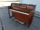 Off Brand spinet and console pianos 