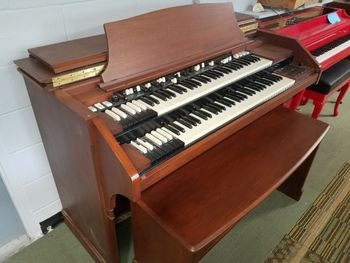 1968 Hammond RT-3 with tone cabinet, headphones, cables, one original non commercial owner, everything works. 6500.00 Delivered.
