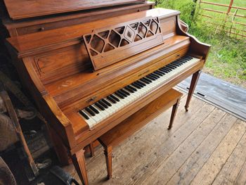 1972 Kohler and Campbell console in overall good condition, matching bench, 700.00 pre-tuned and ground floor delivery within 50 miles of Nashville TN 37206
