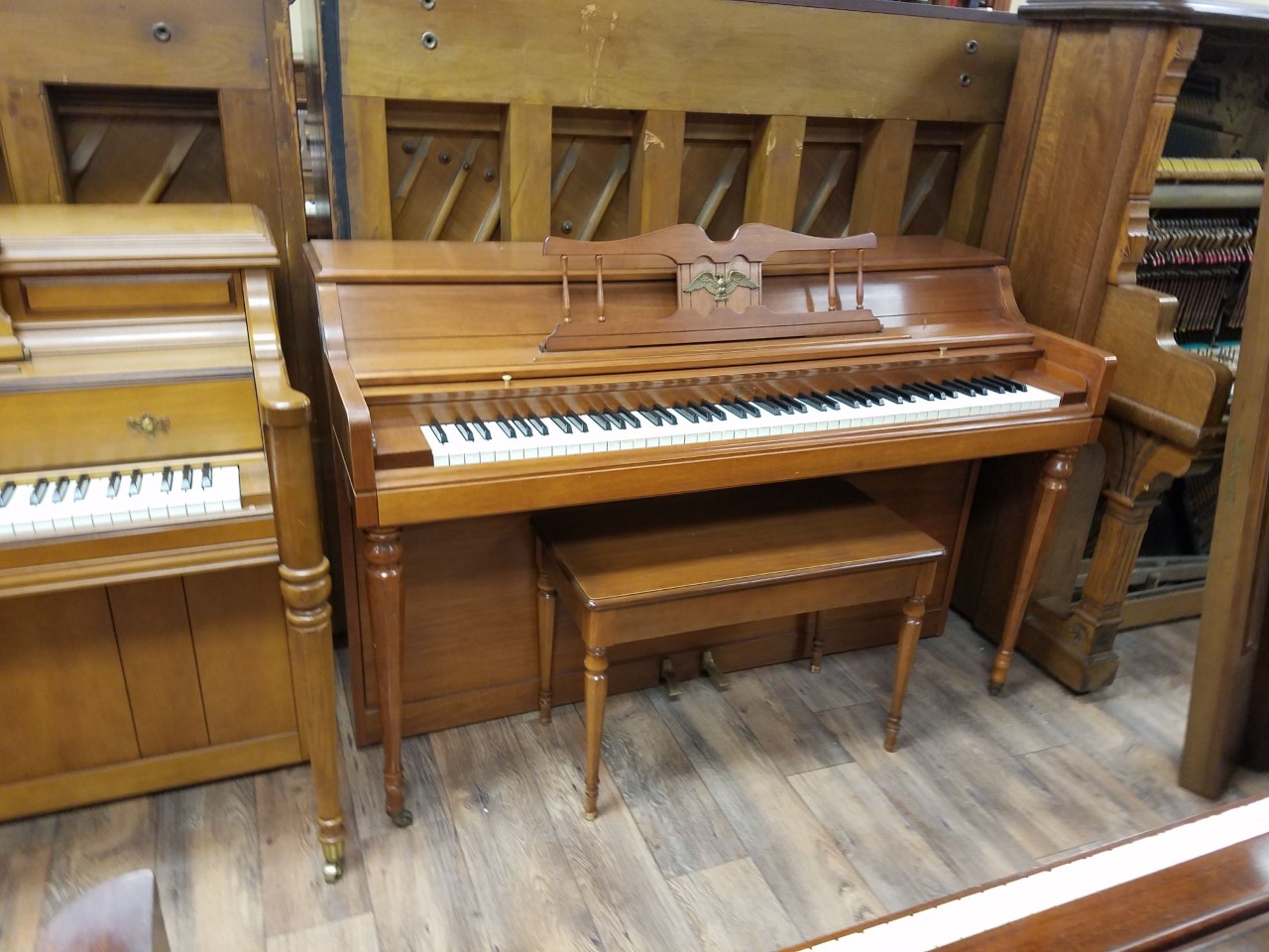 Wurlitzer wooden online piano