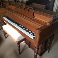 1943 Mason and Hamlin console / bench