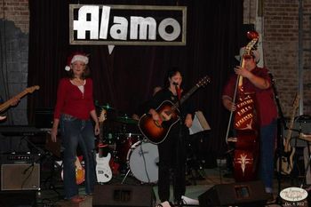 Music For Meals @ The Alamo
