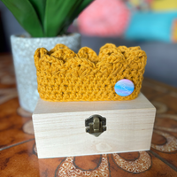 Crochet Crown (& button)