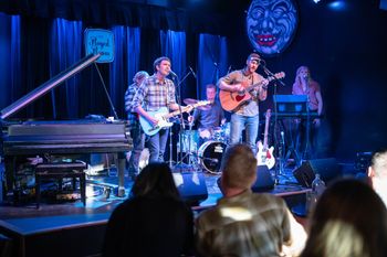 Live @ Royal Room 4/30/22; Photo courtesy of @spather
