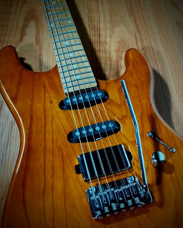 Schecter Traditional - Lead Tone