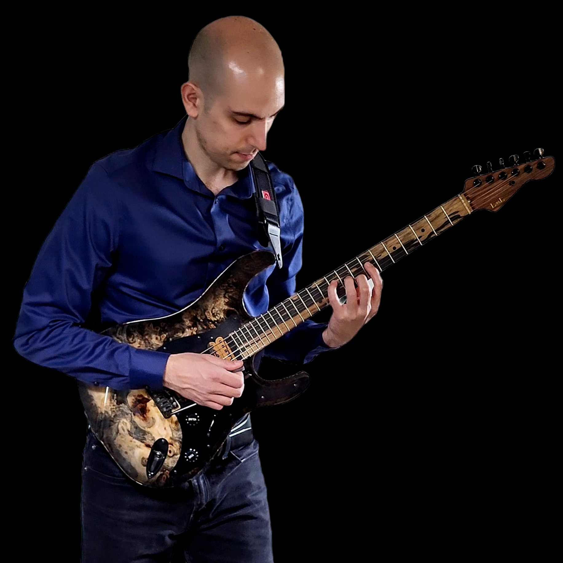 Amar Alhoch - Gear