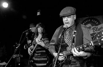 Brad Vickers & His Vestapolitans Asbury Park, NJ 2011. Photo by Dennis Czund
