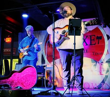 W/ Earl Turner at Big Axe Bar & Grill (Alvin,Tx.)
