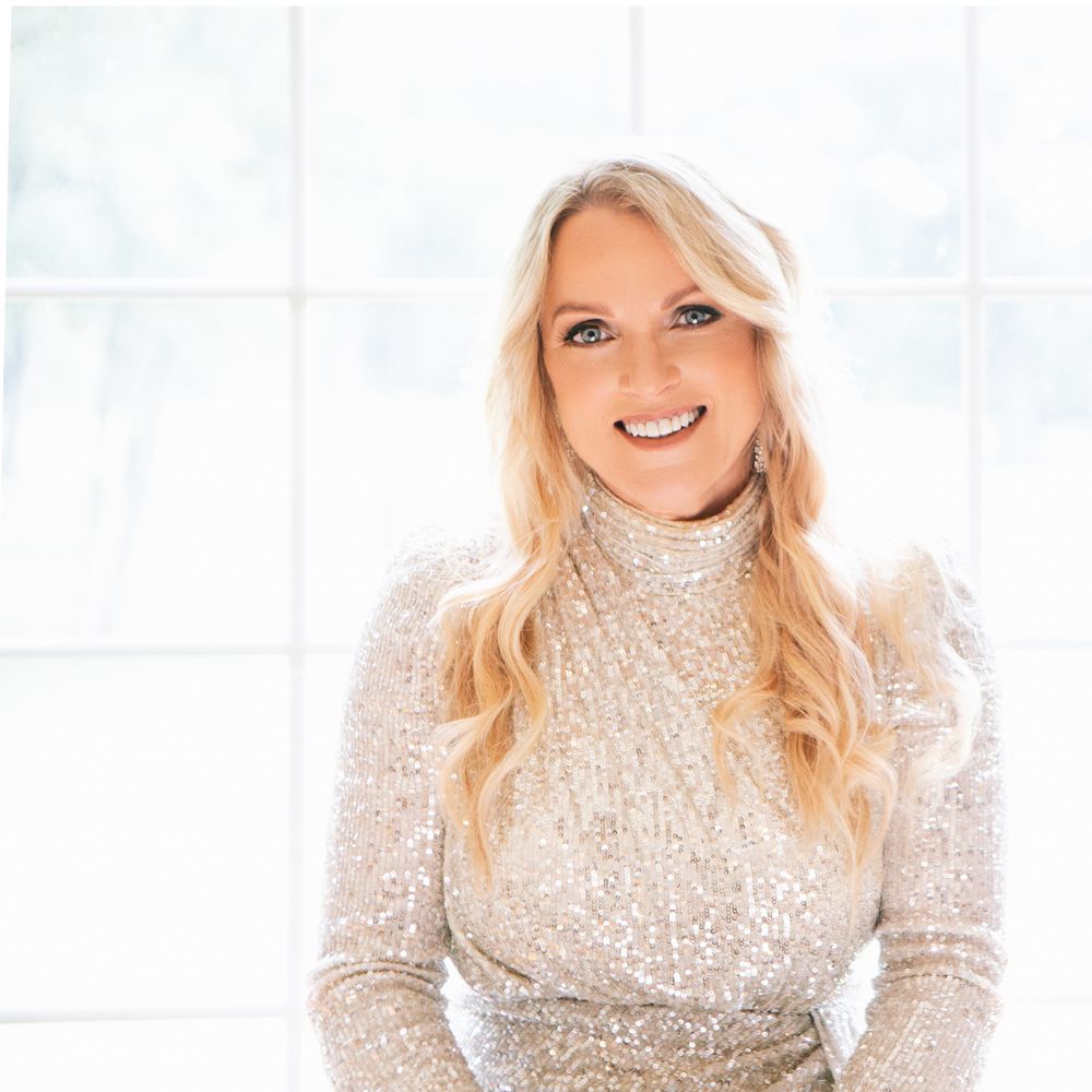 Rhonda PR - Biography