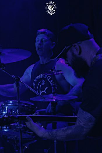 Bobby, Chris

