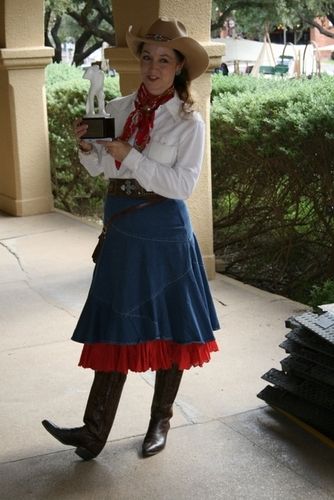 Miss Devon proudly displays her AWA Will Rogers Award for 'Western Female Performer of the Year' (2009)
