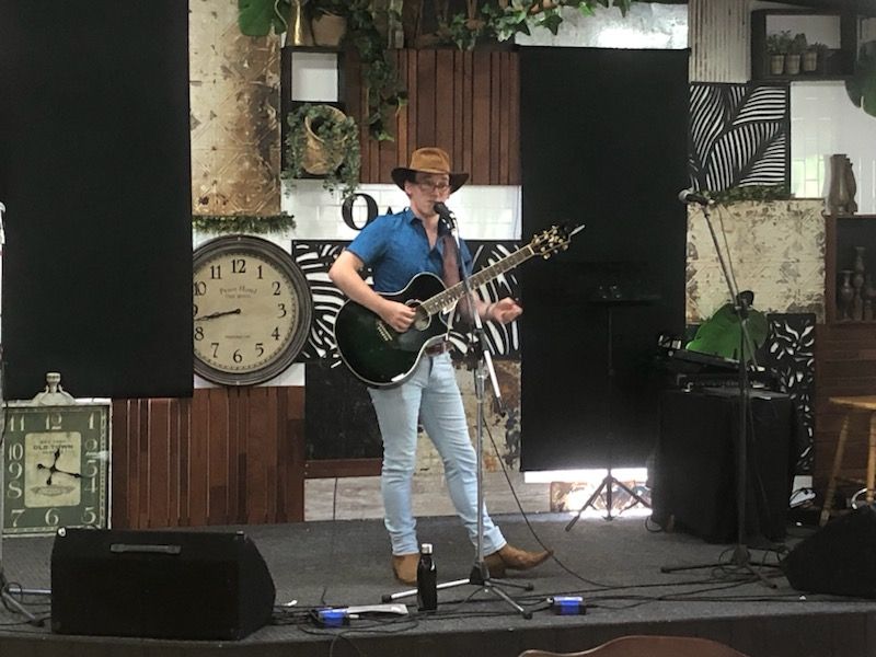 Owen performing live at the Oasis Hotel for the Tamworth Country Music Festival
