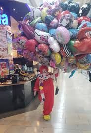 White Marsh mall Balloon lady
