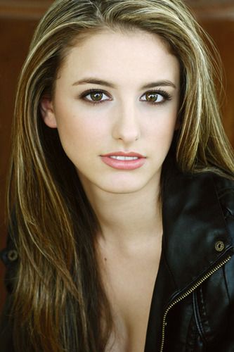 Melissa Rapelje, singer/actress
