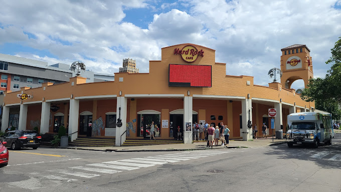 Hard Rock Cafe - Niagara Falls USA