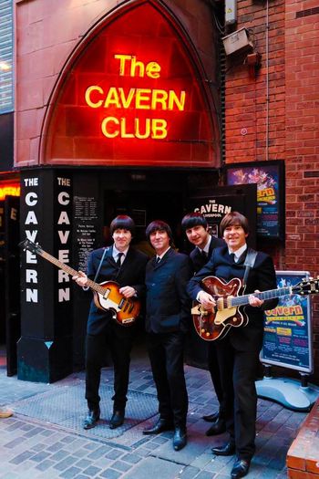 Mathew Street Liverpool, just before the show at The Cavern !
