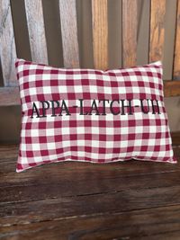 Burgundy Checkered APPA-LATCH-UH Pillow
