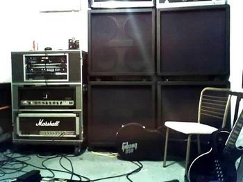 My previous completed guitar rig.
