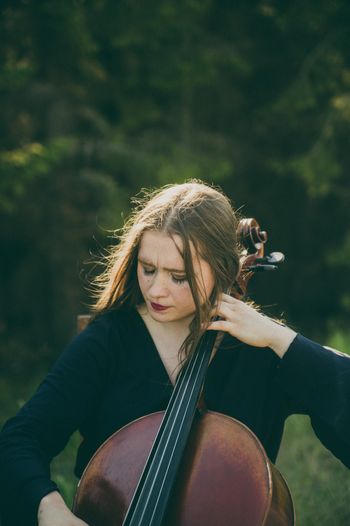 Klara Källström, cello

