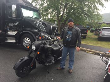 Brother Chris next to the Black Indian.... Darkhorse. Americade 2015.
