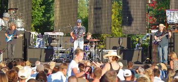 Darius Rucker Opening, Marysville, WA
