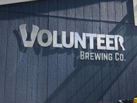 October Oak Acoustic @ Volunteer Brewing