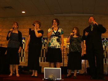 The Stutzman Family singing their Singing News charting song, "Sing, Sing, Sing".
