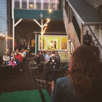 Annie B at Kelliot's Courtyard - photo by Kelly Avenson
