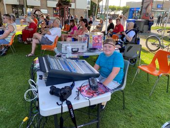 On the sound for Ray and Alyssa Visscher's show at 39 Days of July 2021
