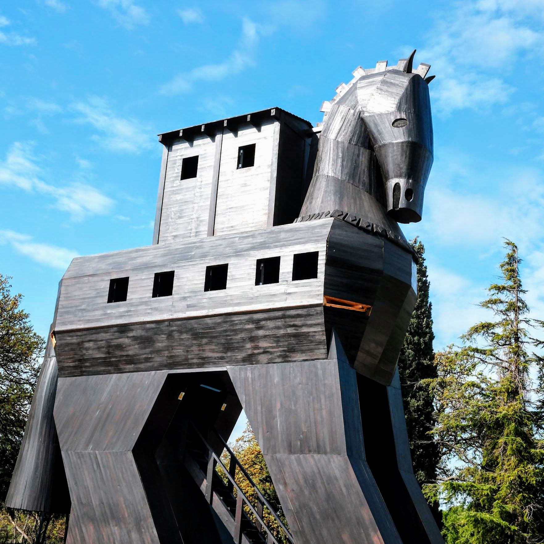 Don’t Lie! You Listen to AI Songs.