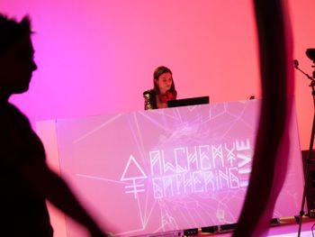 kendra_black_nyc_show_alchemy_gathering_dj_singer_02
