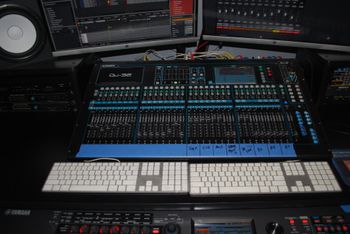 Allen Heath QU32
