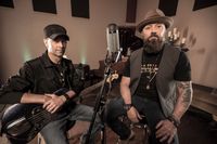 Johnny & The Mongrels - Late Night Show - Knew Conscious