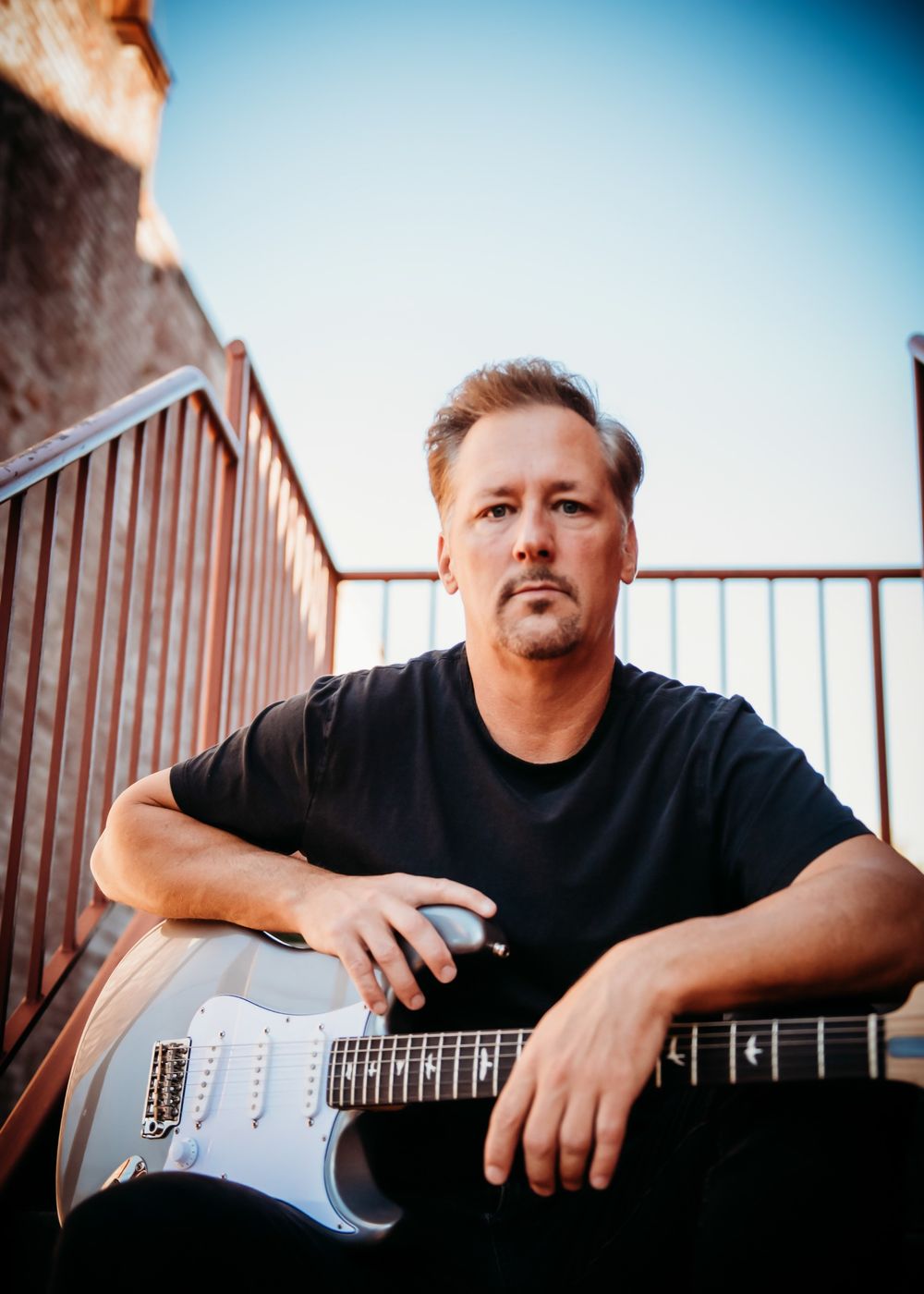 Jeff Horn - Guitar