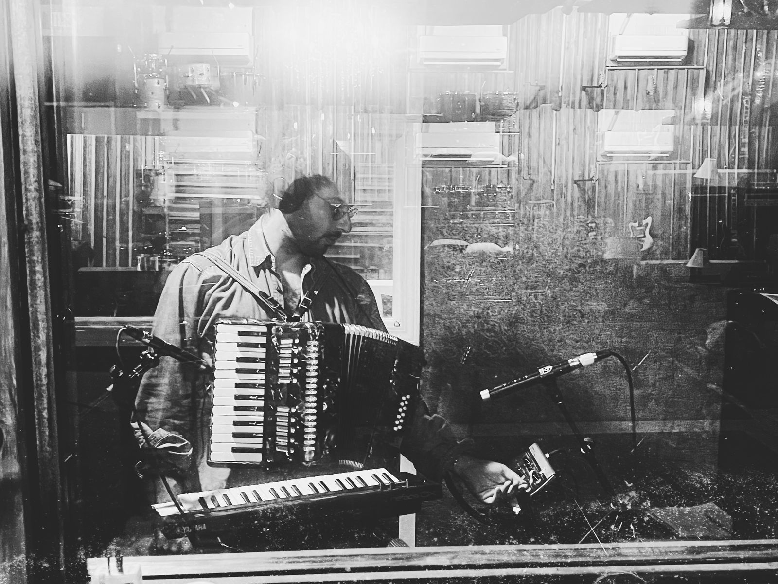 Los Guiros Photo/Video