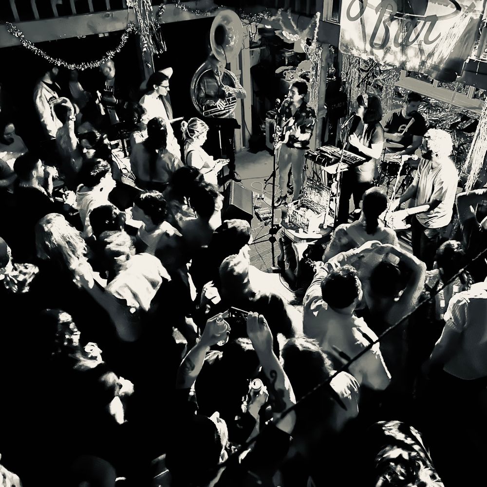 Los Guiros Press Kit