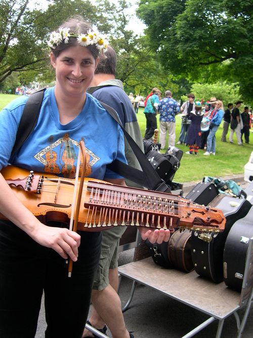 Laurie and her nyckelharpa are ready for the parade!