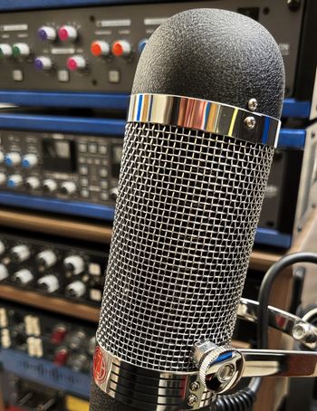 My AEA R84 - My choice for upright bass recording
