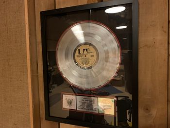 History is ever present at Cabin Studios. Owned by Les Thompson, founding member of the Nitty Gritty Dirt Band, their album "Will the Circle Be Unbroken" remains one of roots music's all-time most important recordings.
