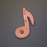 Ceramic Musical Note Wall Mount