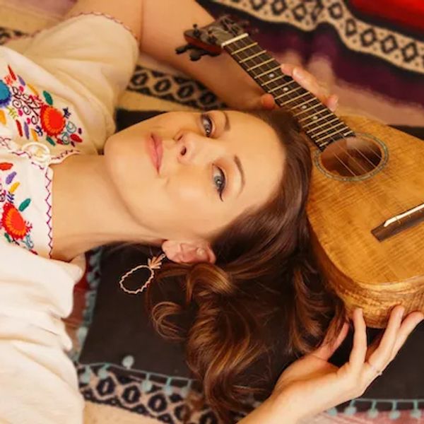 Dani Joy with her ukulele