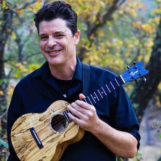 Perry Stauffer is a ukulele instructor from Portland, OR
