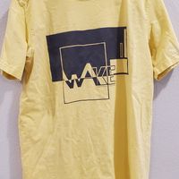 Wake | T-Shirt Medium
