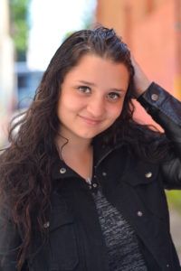 Kira Michele - Photos